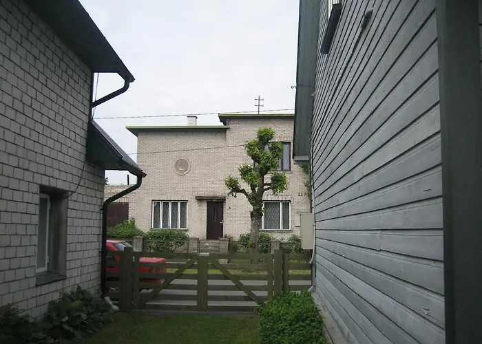 Karusselli 35 公寓 派尔努